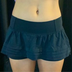 Lululemon short tennis skirt.